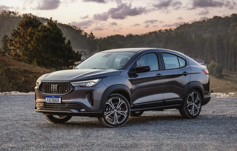 Fiat queima estoque do Fastback antes do lançamento da linha 2026